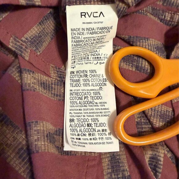 RVCA Upwards Ikat Button-Down Shirt | Size L | Rust Red Geometric | NWT - Picture 5 of 6